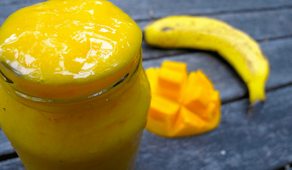 Mango smoothie Mango smoothie